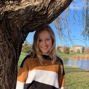 Meet your Posher, Elizabeth